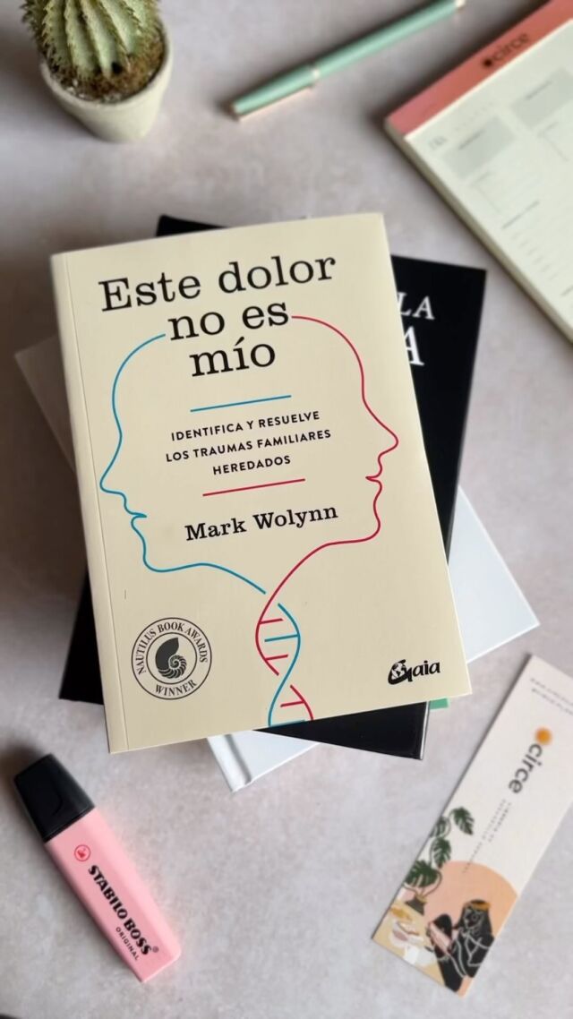 De qué trata el libro Este dolor no es mío? - Librería en Medellín